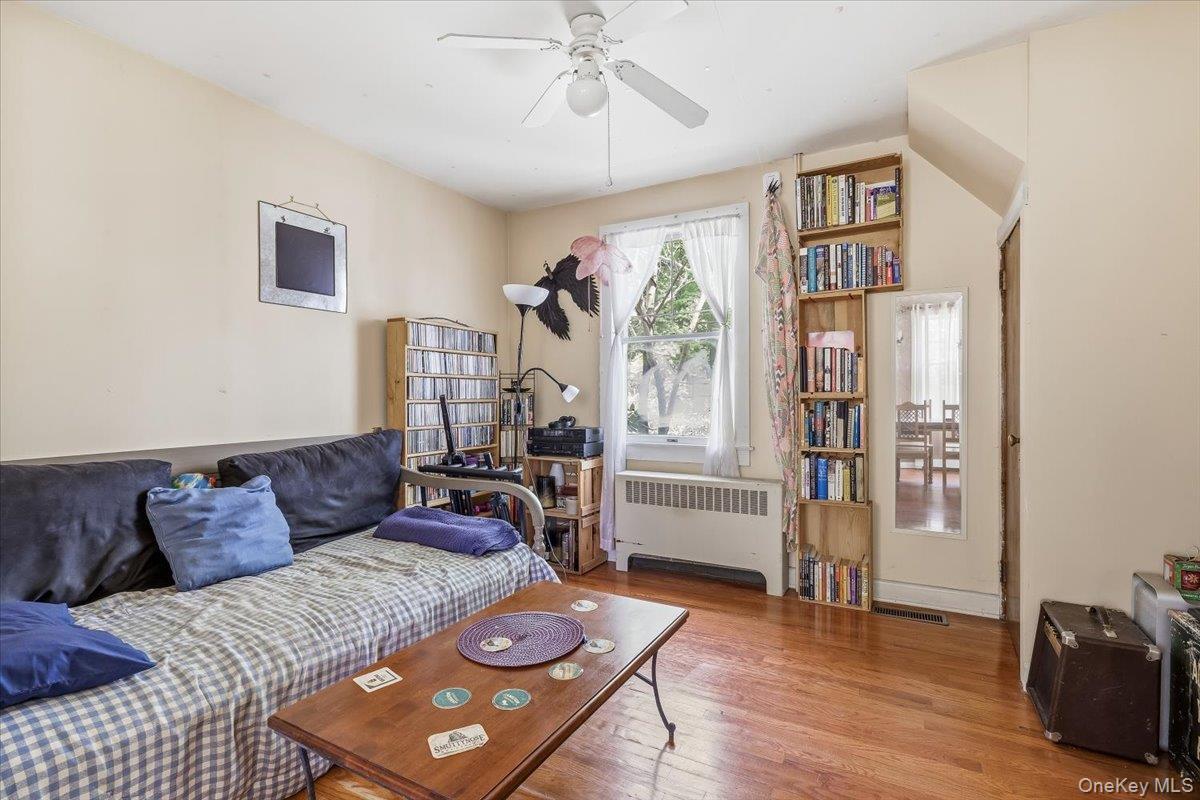Single Family Amagansett Drive Suffolk County, NY 11789, MLS-994823-14