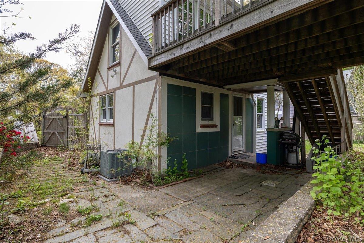 Single Family Amagansett Drive Suffolk County, NY 11789, MLS-994823-6