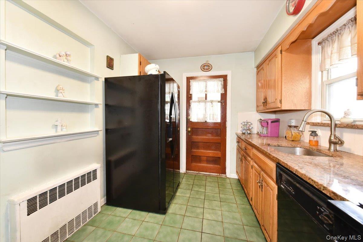 Single Family 85th Queens, NY 11426, MLS-994842-10