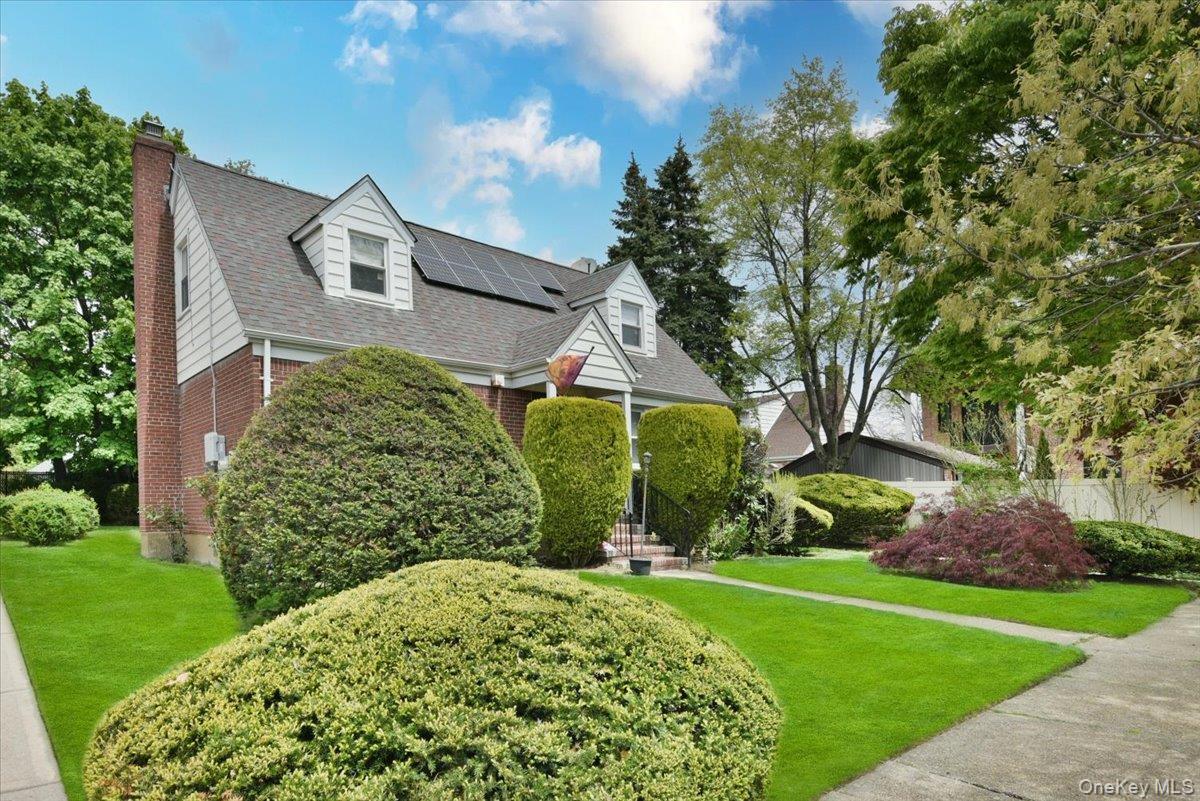 Single Family 85th Queens, NY 11426, MLS-994842-2
