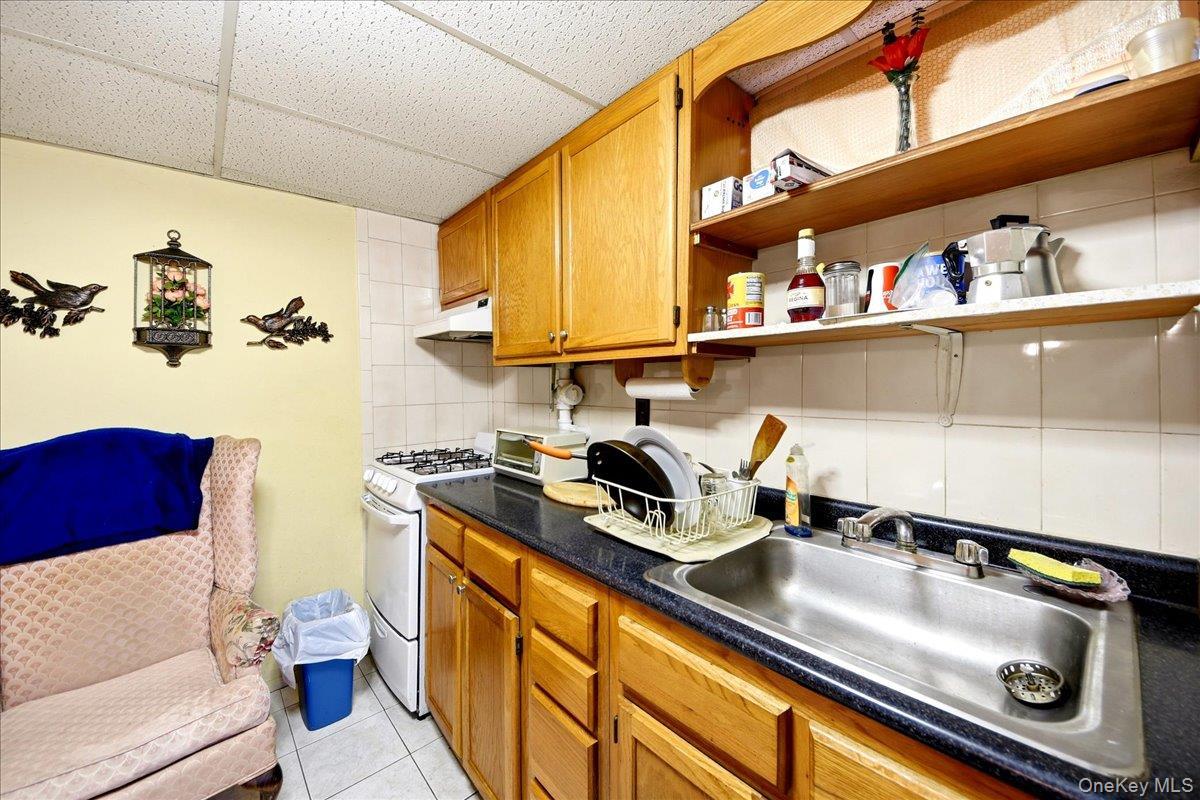 Commercial Sale Buhre  Bronx, NY 10461, MLS-994849-8