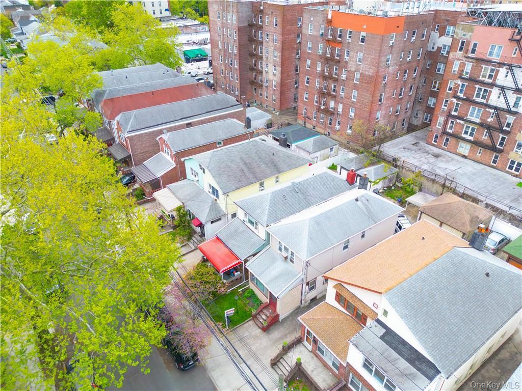 Single Family 21st  Brooklyn, NY 11229, MLS-994858-27