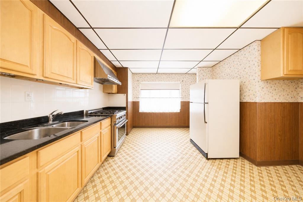 Single Family 21st  Brooklyn, NY 11229, MLS-994858-8