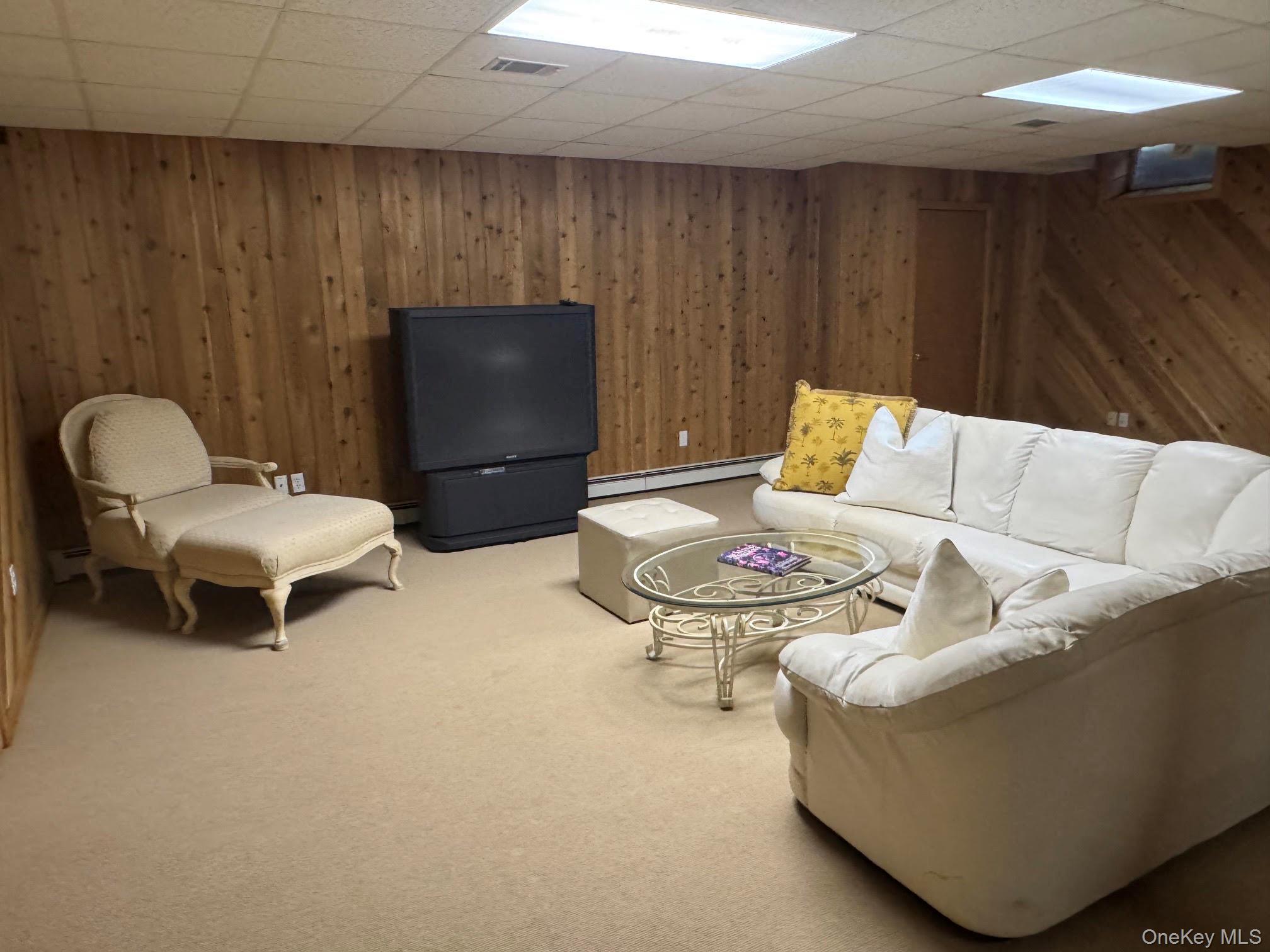 Single Family Lakewood Lane  Suffolk County, NY 11959, MLS-994890-20