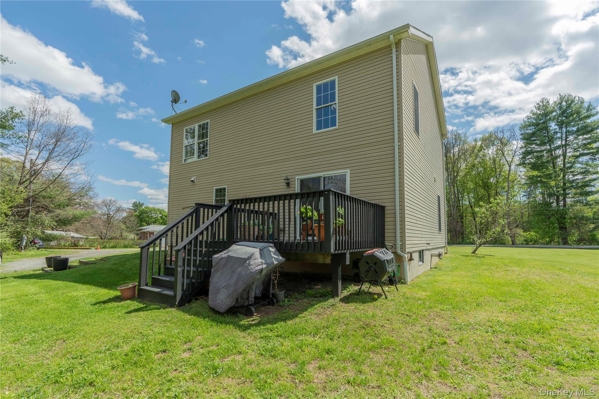 Single Family Rose Drive Ulster County, NY 12446, MLS-994960-40