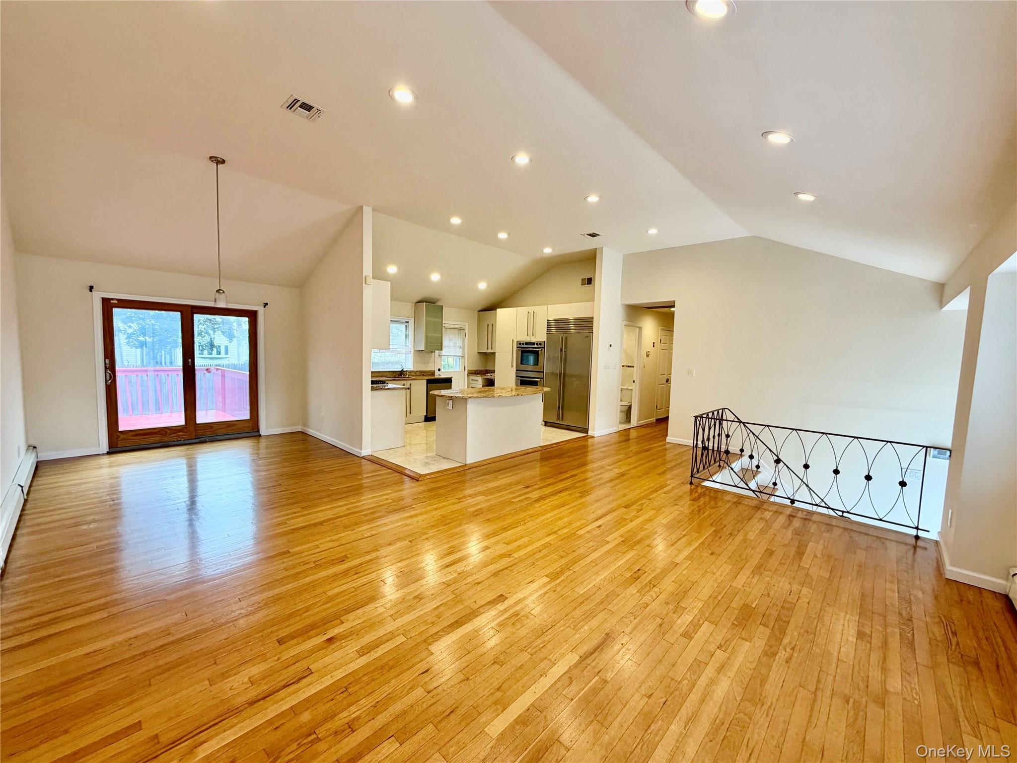 Single Family Elm Street  Nassau County, NY 11021, MLS-994967-3