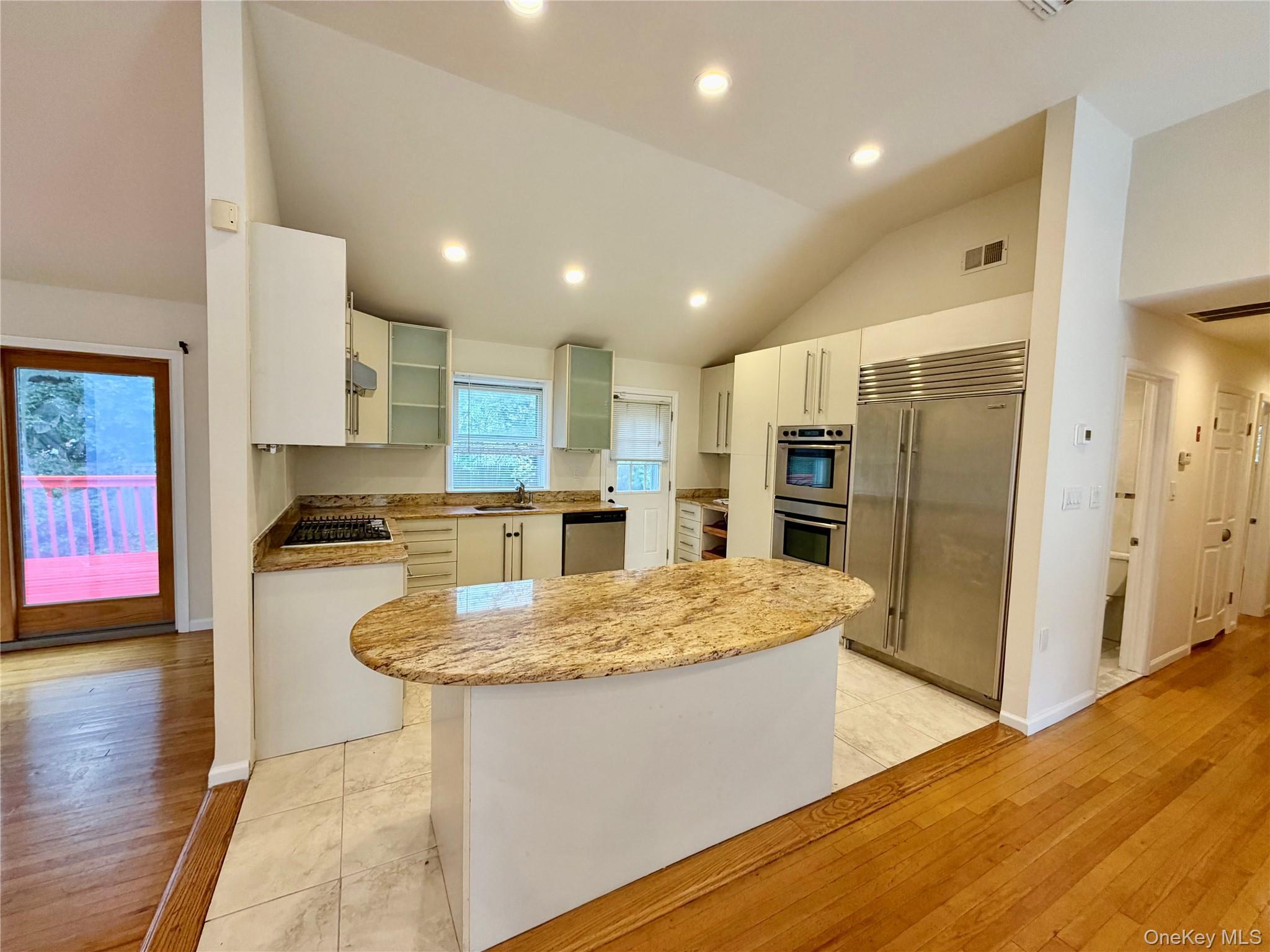 Single Family Elm Street  Nassau County, NY 11021, MLS-994967-9
