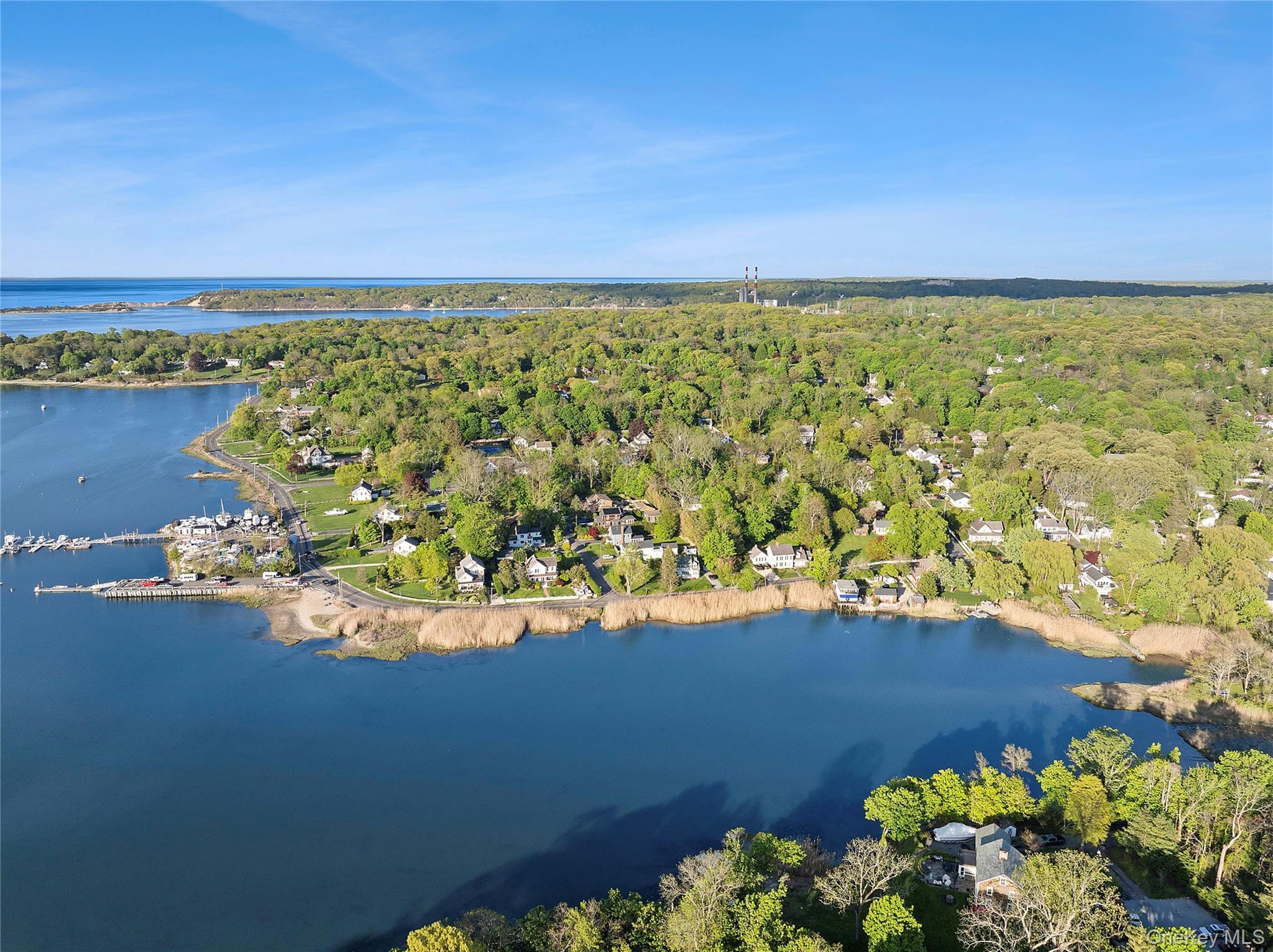 Single Family Shore Road  Suffolk County, NY 11733, MLS-994993-38