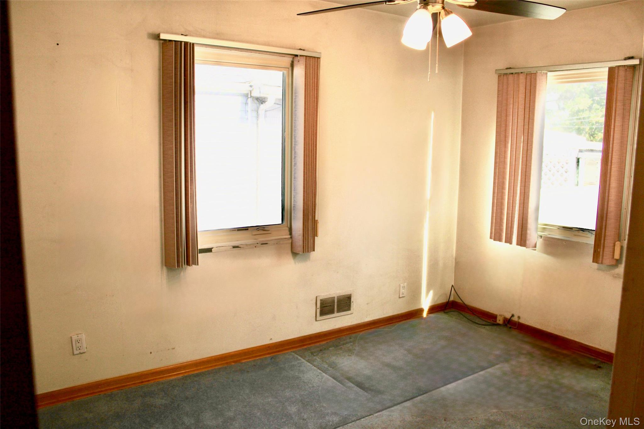 Single Family 20th Avenue Queens, NY 11357, MLS-995001-10