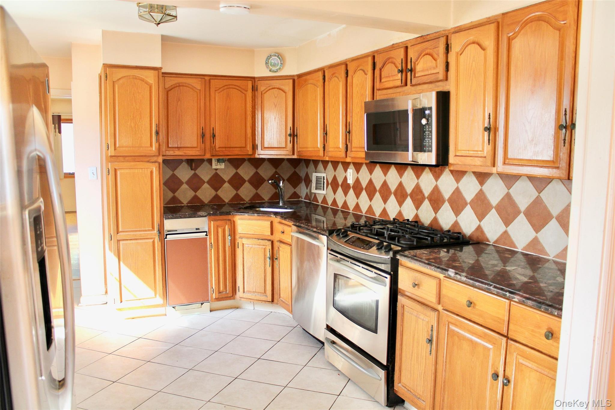 Single Family 20th Avenue Queens, NY 11357, MLS-995001-6