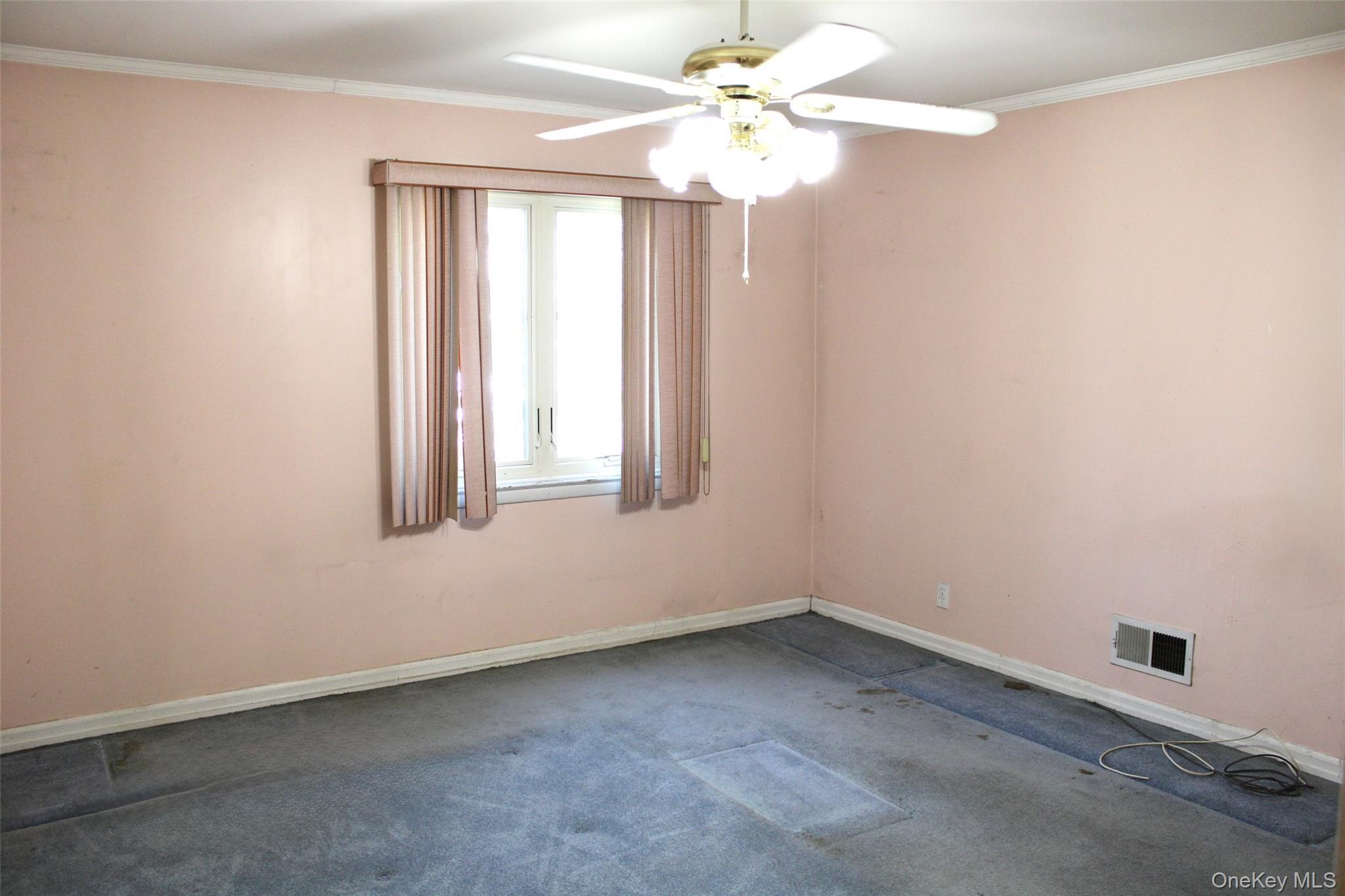 Single Family 20th Avenue Queens, NY 11357, MLS-995001-9