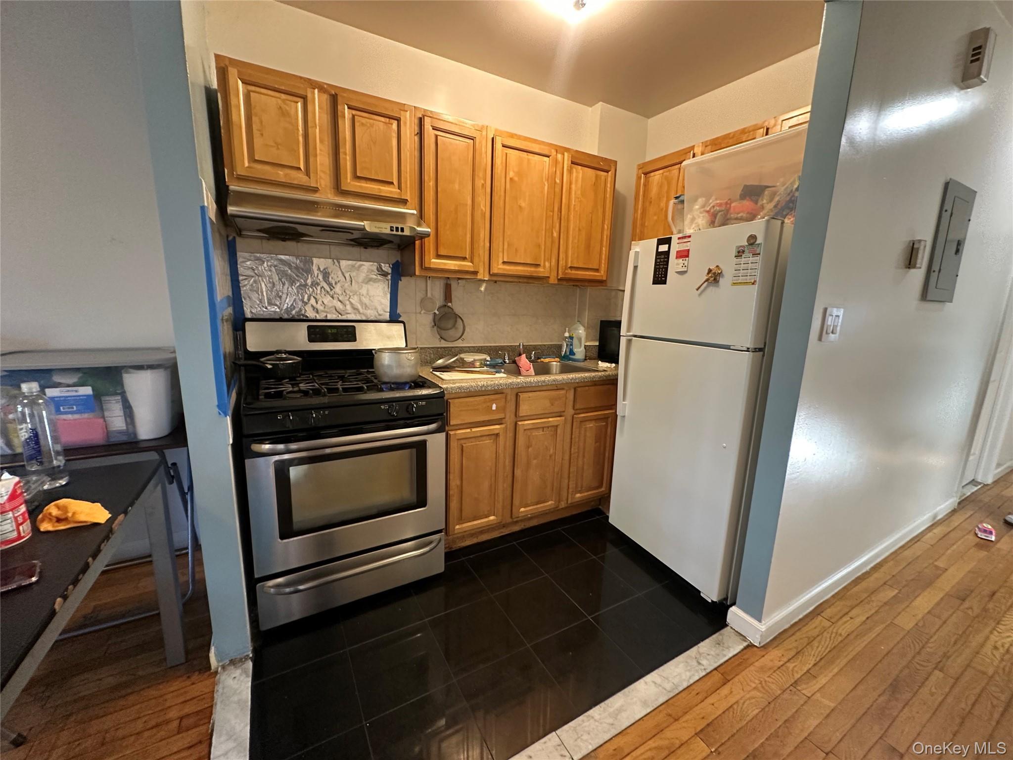 Single Family Britton Avenue  Queens, NY 11373, MLS-995004-15