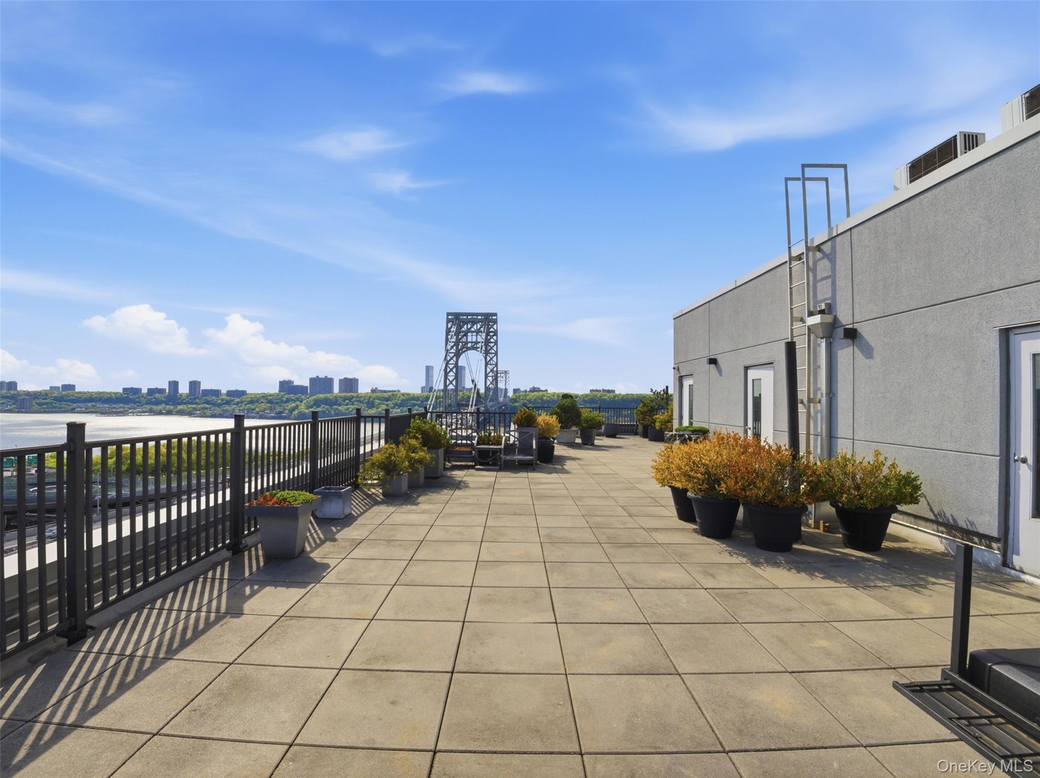 Condo Pinehurst  Manhattan, NY 10033, MLS-995018-21