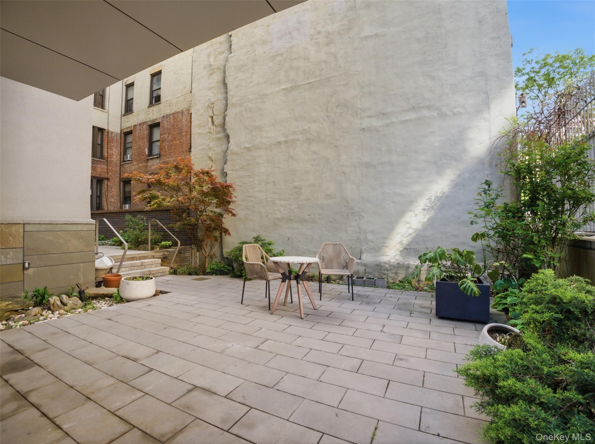 Condo Pinehurst  Manhattan, NY 10033, MLS-995018-22