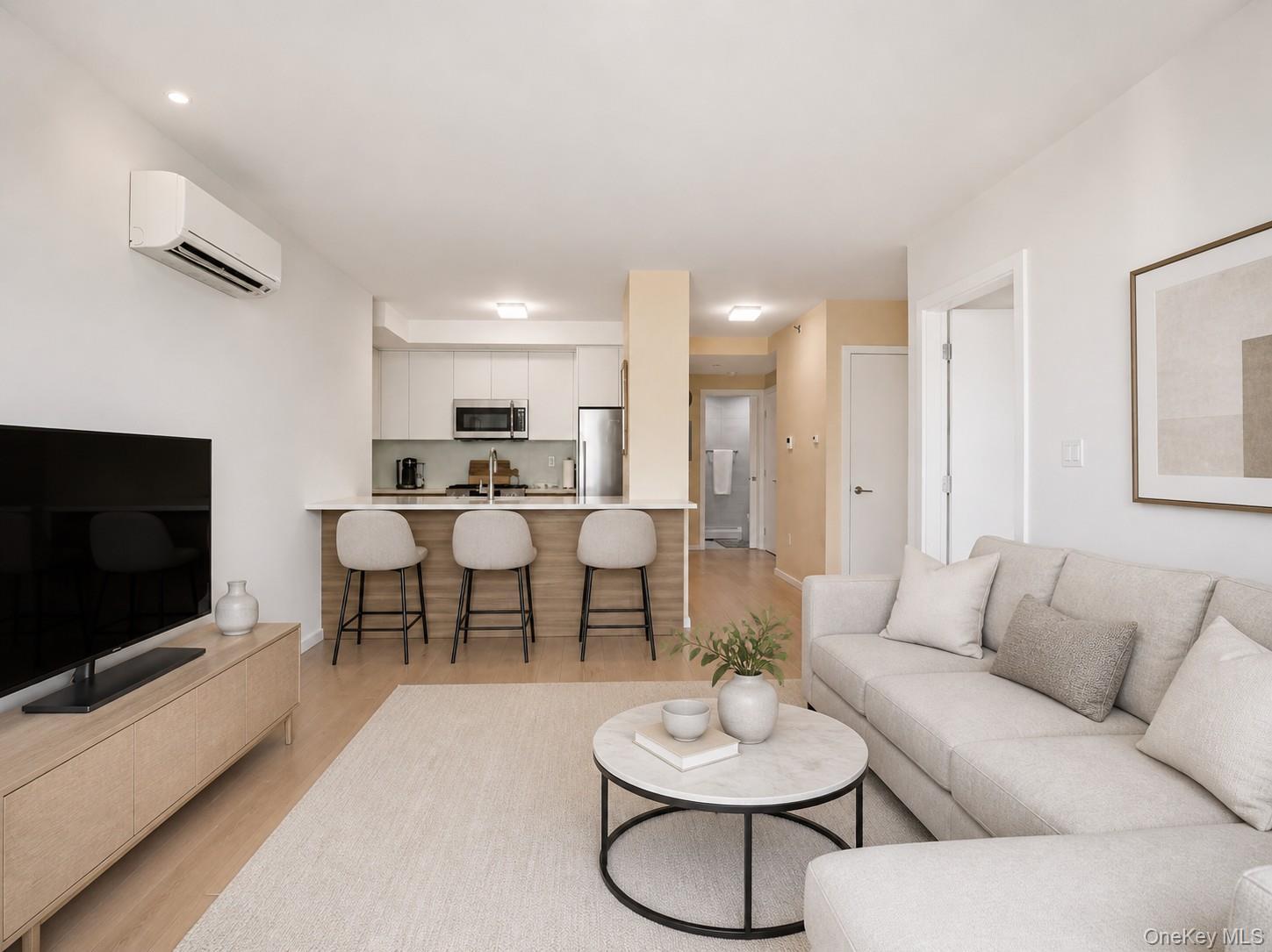 Condo Pinehurst  Manhattan, NY 10033, MLS-995018-5