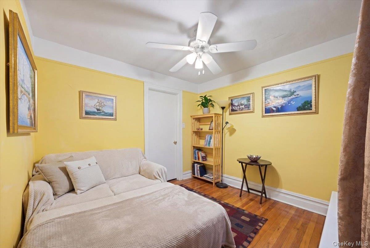 Single Family Waterbury  Bronx, NY 10465, MLS-995023-22