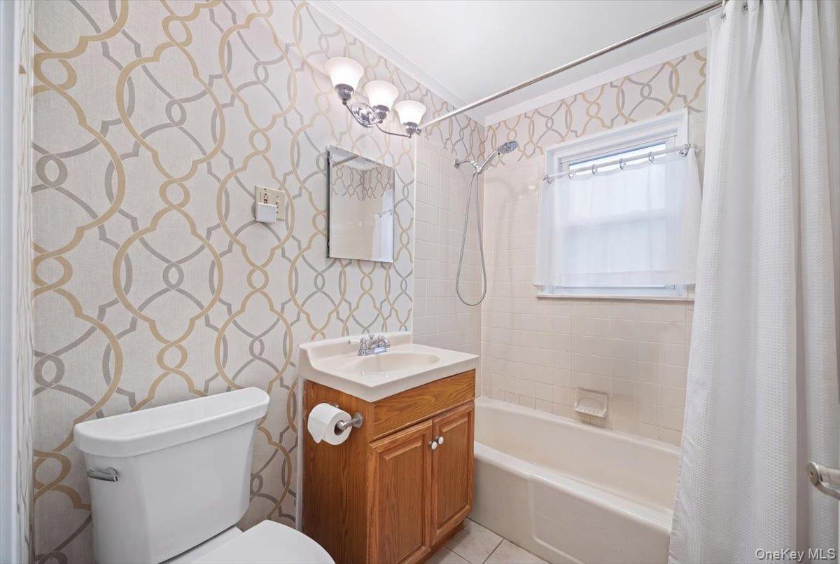 Single Family Waterbury  Bronx, NY 10465, MLS-995023-23
