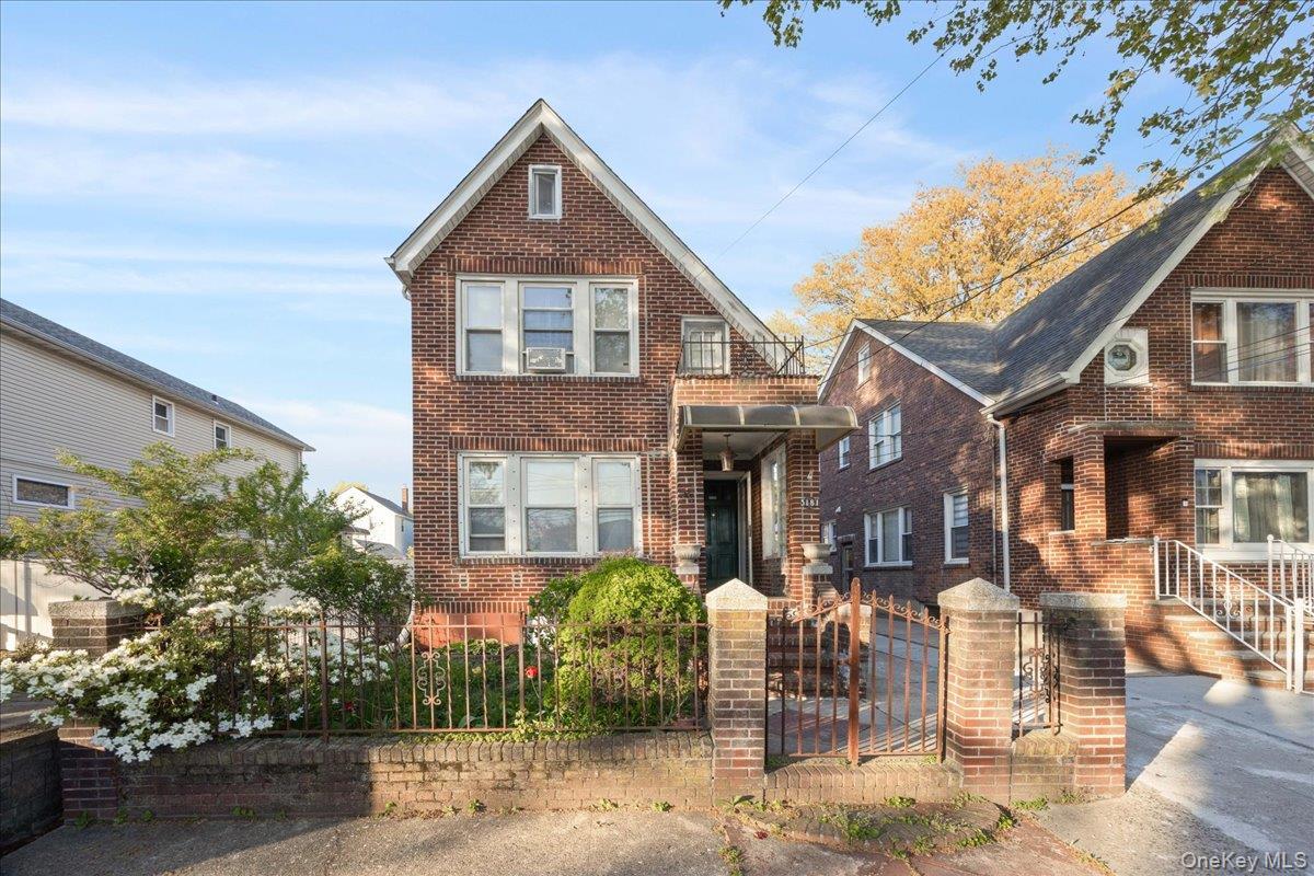 Single Family Waterbury  Bronx, NY 10465, MLS-995023-3