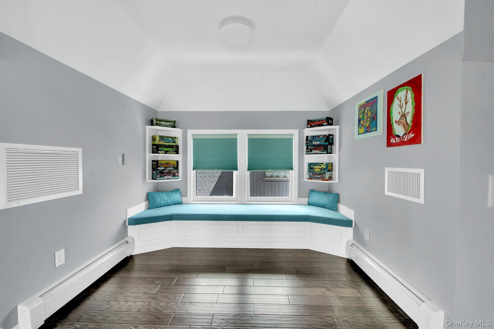 Single Family 11th Avenue Queens, NY 11357, MLS-995044-32