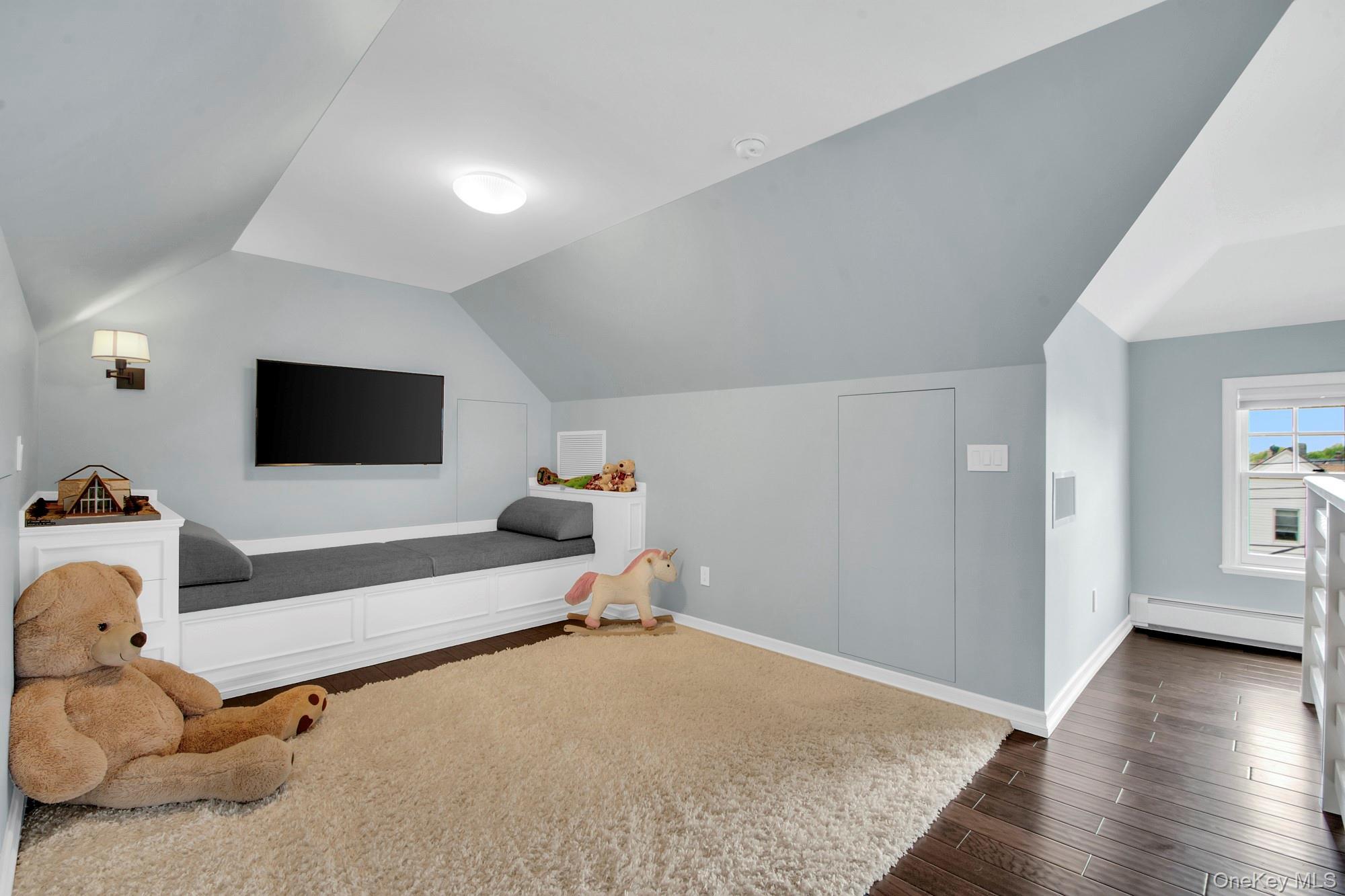 Single Family 11th Avenue Queens, NY 11357, MLS-995044-33