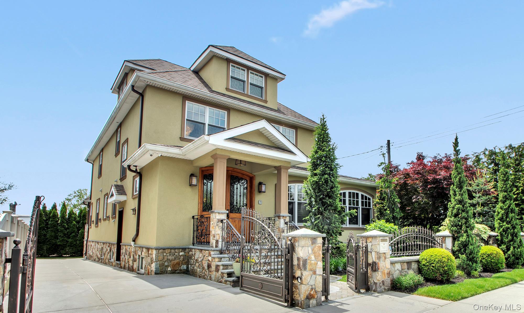 Single Family 11th Avenue Queens, NY 11357, MLS-995044-34