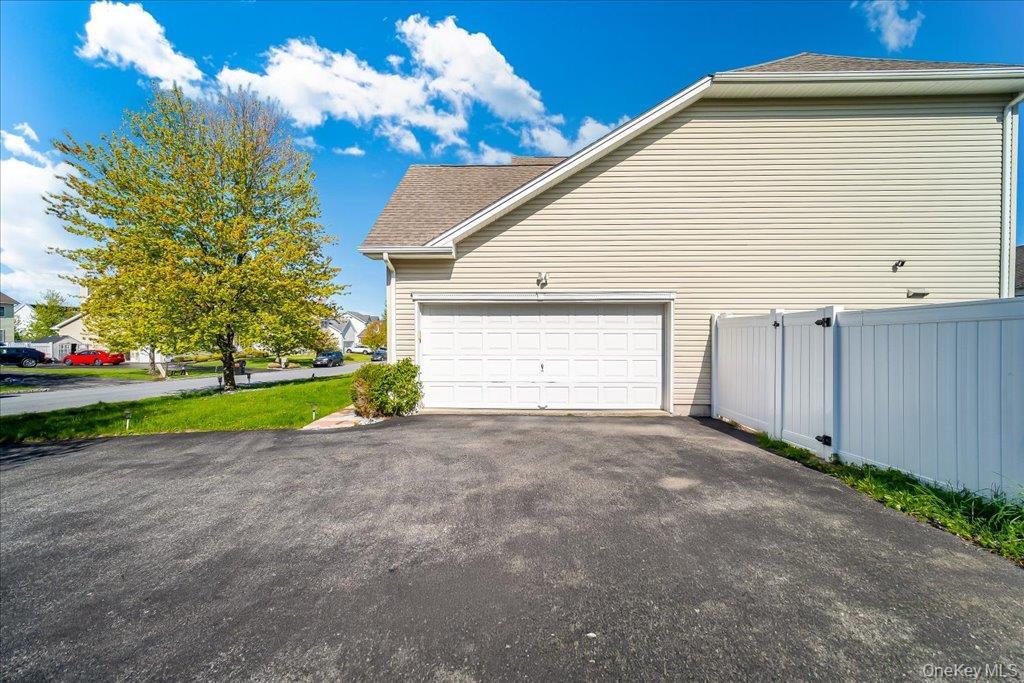 Single Family Colonial Drive  Orange County, NY 12553, MLS-995059-4