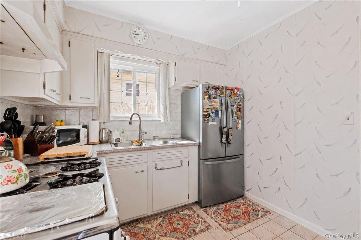 Single Family Dalny Road Queens, NY 11432, MLS-995096-8