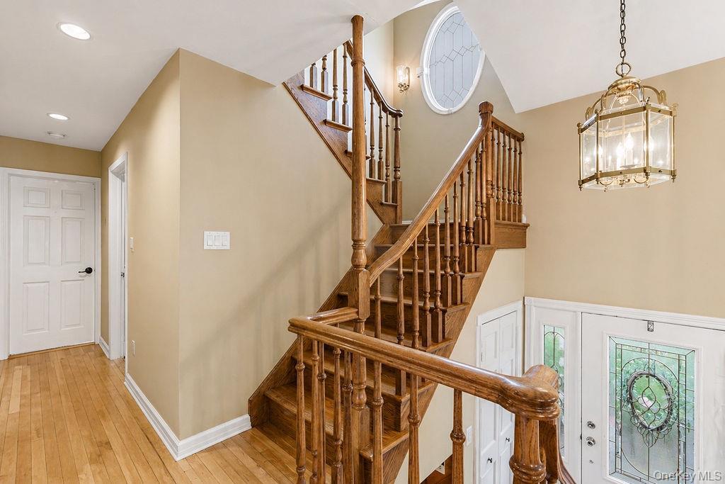 Single Family 160th Avenue Queens, NY 11414, MLS-995103-24