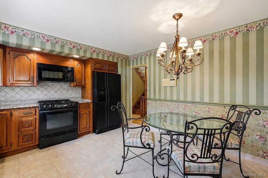 Single Family 160th Avenue Queens, NY 11414, MLS-995103-6