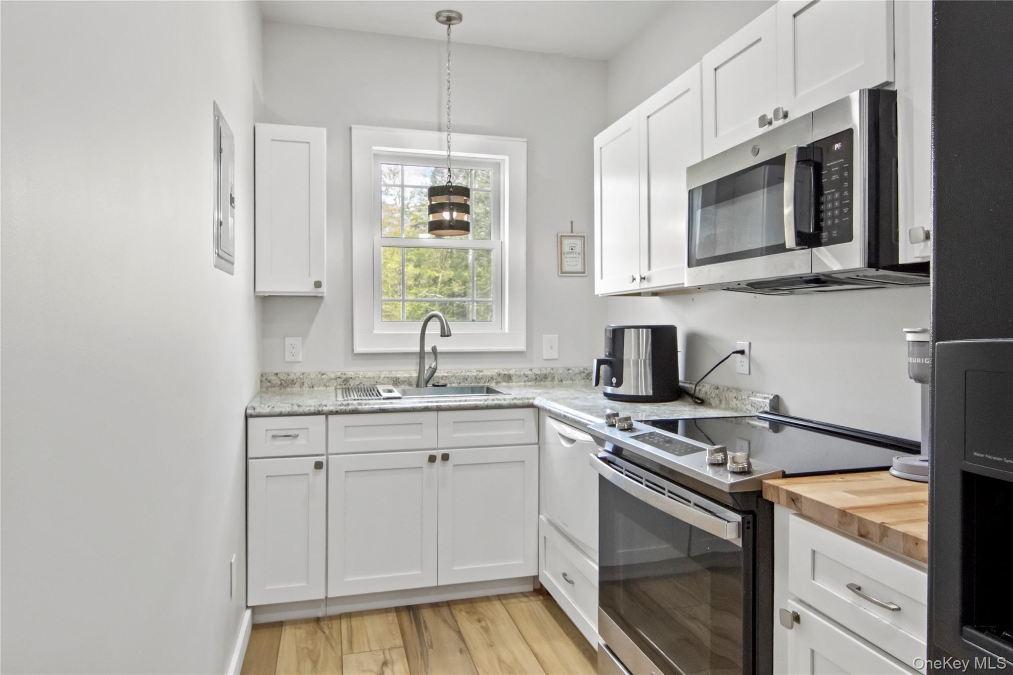 Single Family Sinsabaugh Road  Ulster County, NY 12566, MLS-995154-38