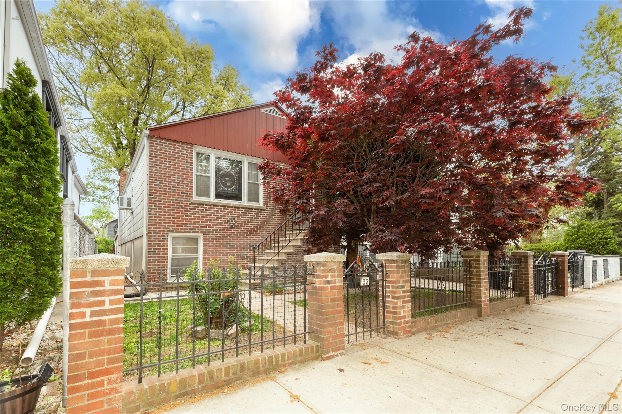 Single Family Fordham Bronx, NY 10464, MLS-995155-2