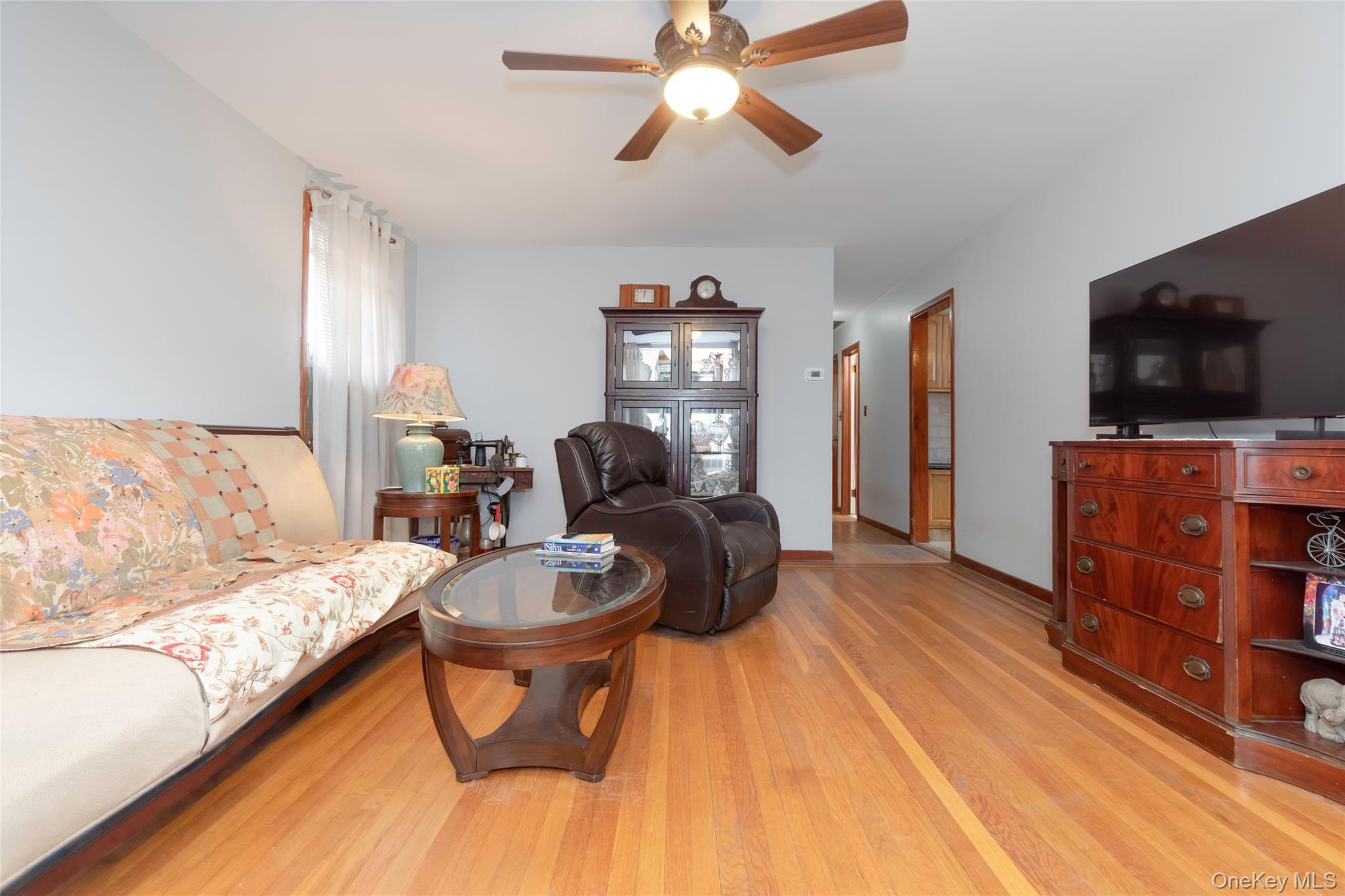 Single Family Fordham Bronx, NY 10464, MLS-995155-9