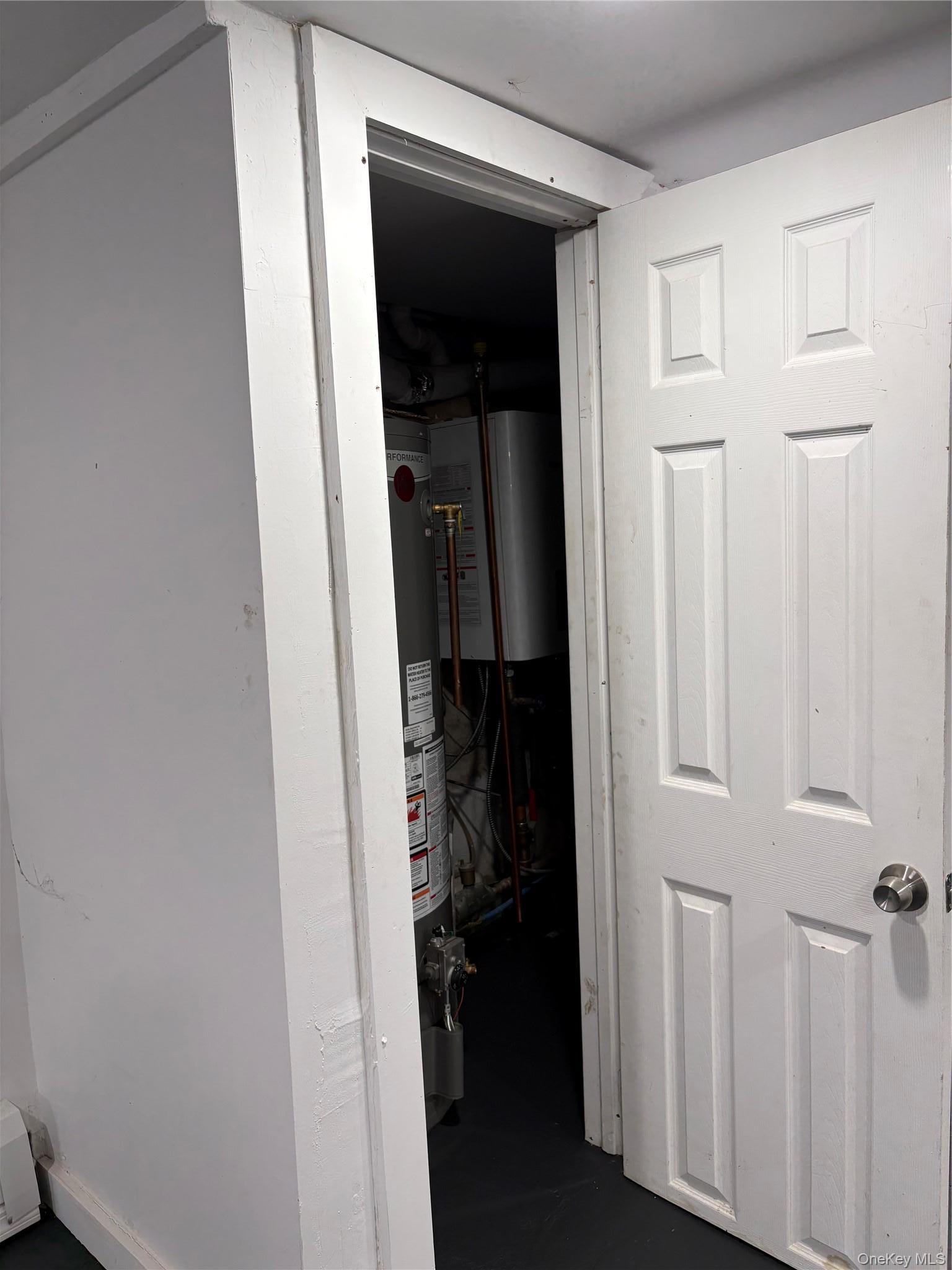 Single Family 1st Avenue Nassau County, NY 11040, MLS-995175-14