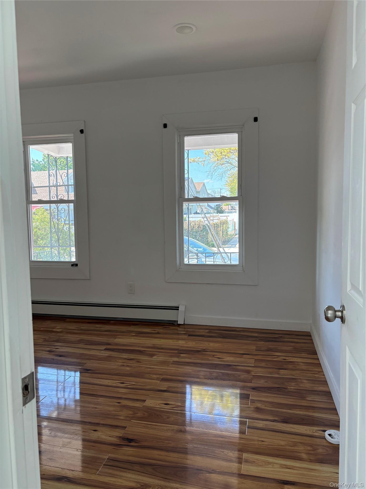 Single Family 1st Avenue Nassau County, NY 11040, MLS-995175-7
