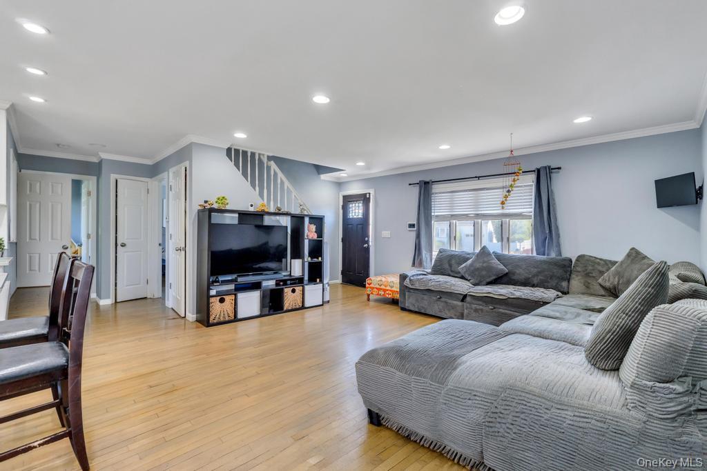 Single Family N Rutherford Avenue  Nassau County, NY 11758, MLS-995177-10