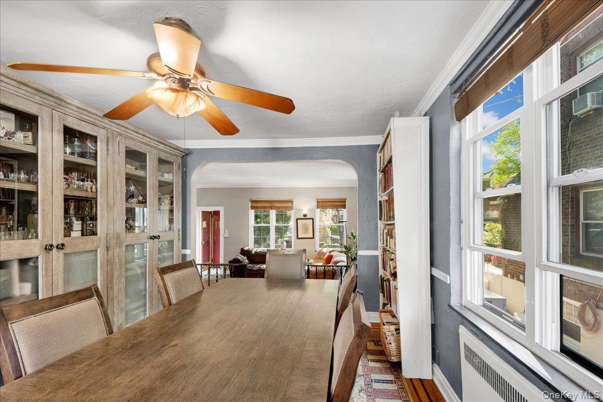 Single Family Tenbroeck  Bronx, NY 10461, MLS-995180-13
