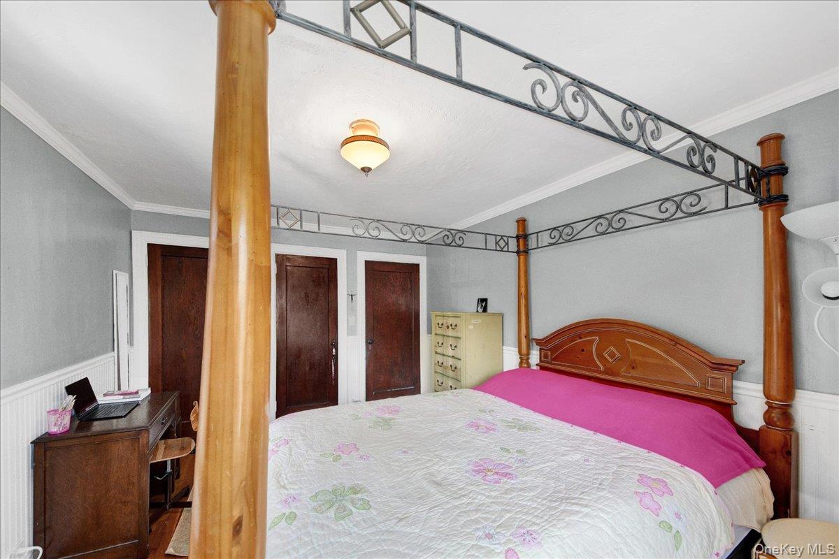 Single Family Tenbroeck  Bronx, NY 10461, MLS-995180-23