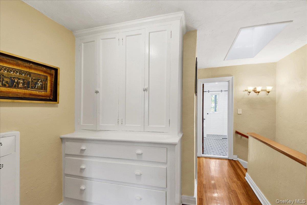 Single Family Tenbroeck  Bronx, NY 10461, MLS-995180-25
