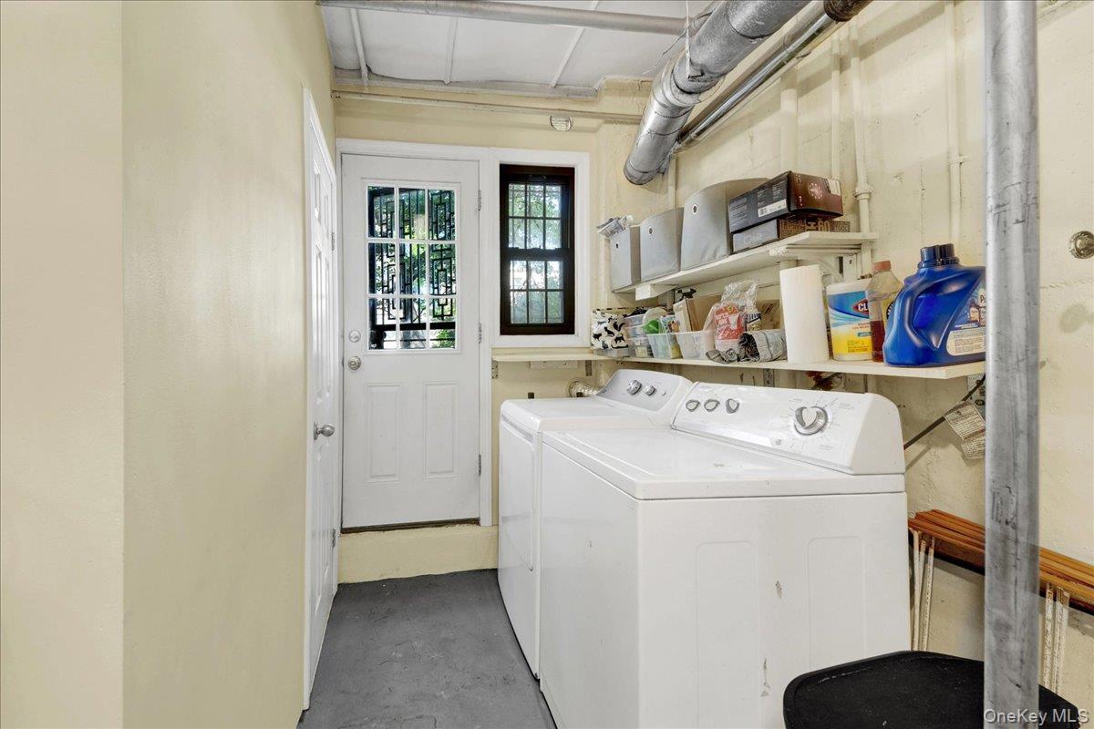 Single Family Tenbroeck  Bronx, NY 10461, MLS-995180-28
