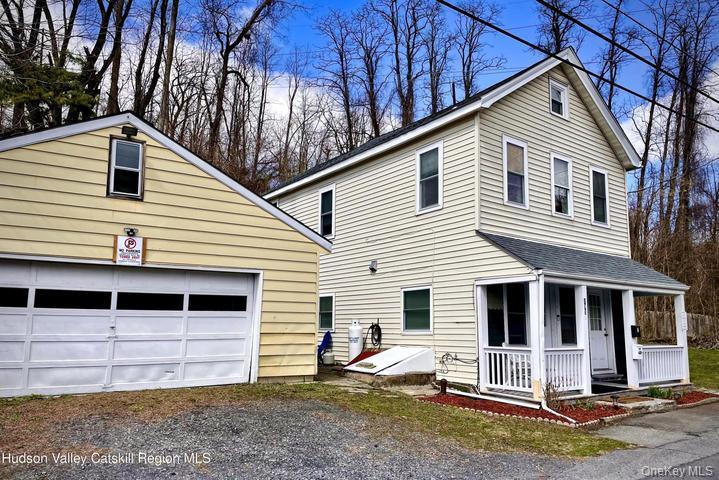 Single Family North  Ulster County, NY 12401, MLS-995196-2