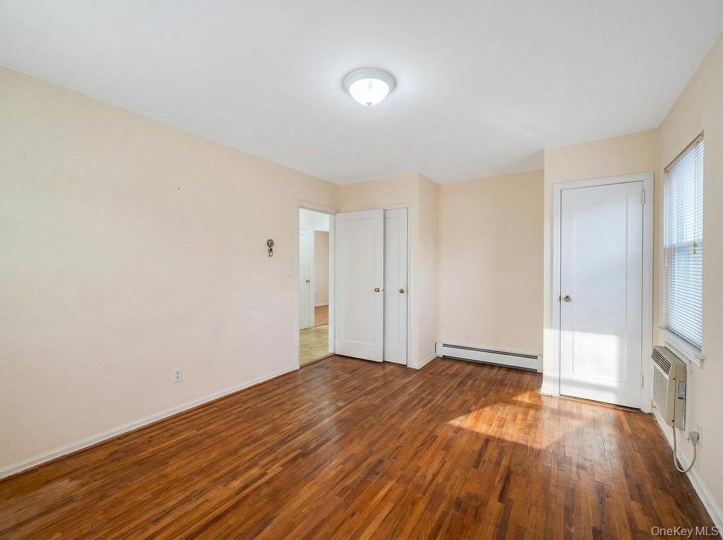 Single Family 257th Queens, NY 11004, MLS-995202-15