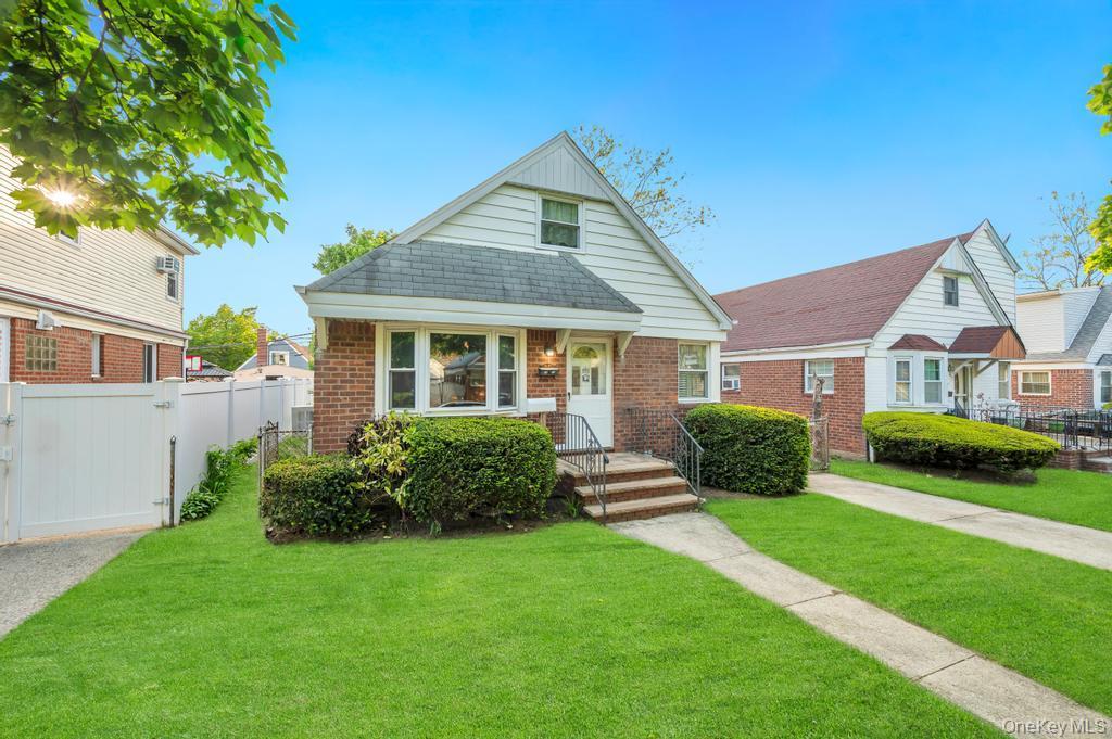 Single Family 257th Queens, NY 11004, MLS-995202-2