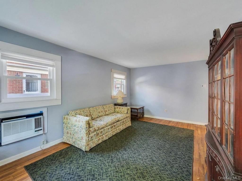Single Family 257th Queens, NY 11004, MLS-995202-8