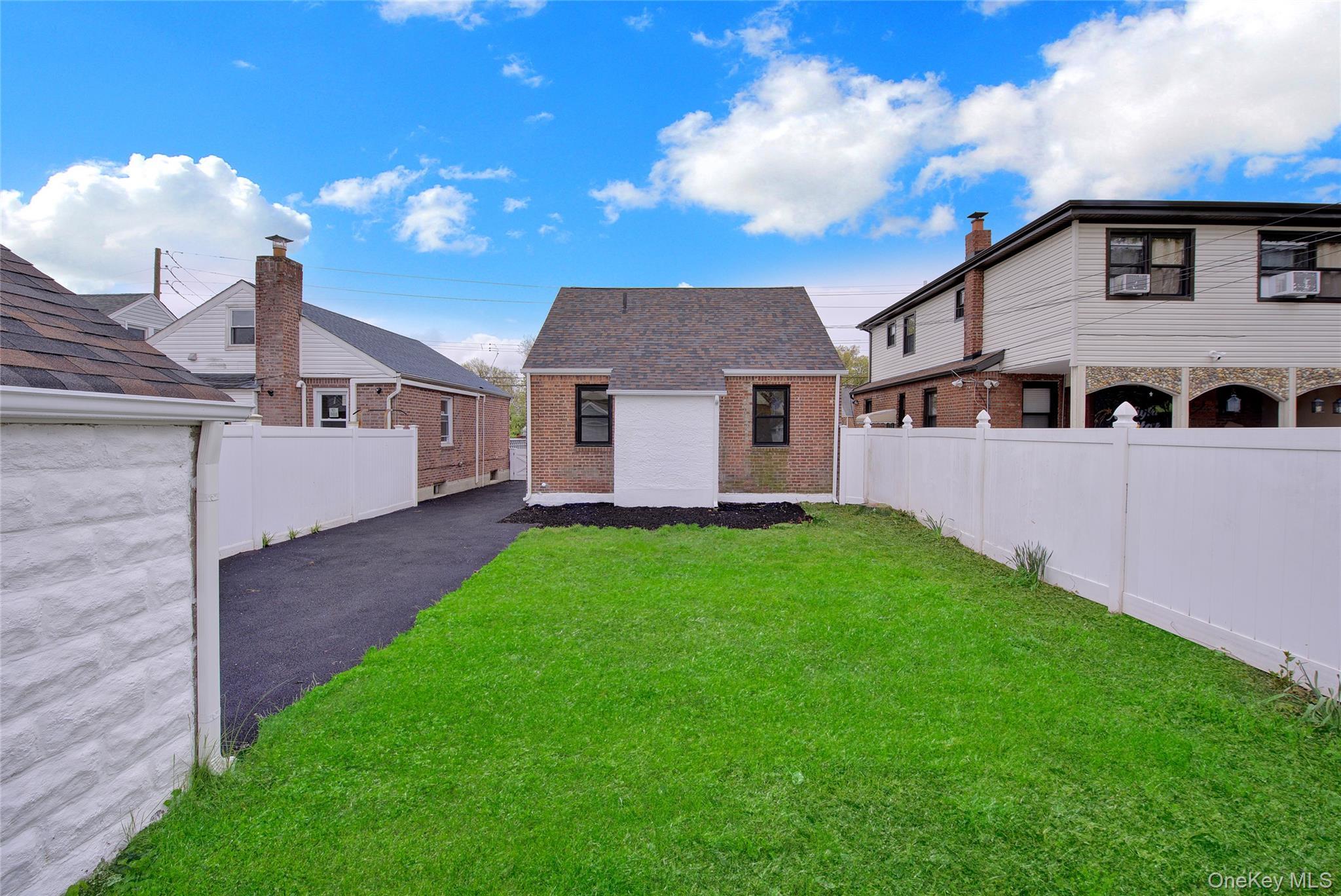 Single Family 114th Road Queens, NY 11411, MLS-995268-20