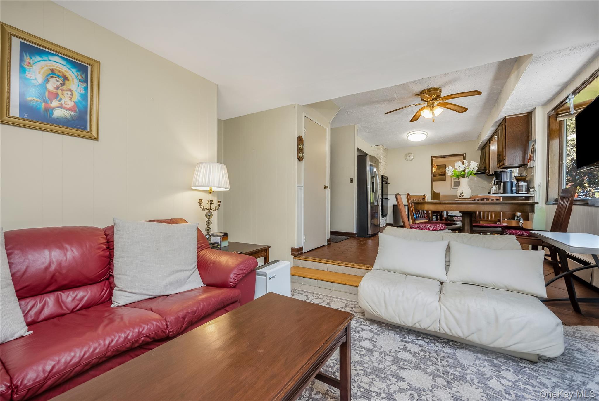 Single Family Leanore  Suffolk County, NY 11735, MLS-995273-12