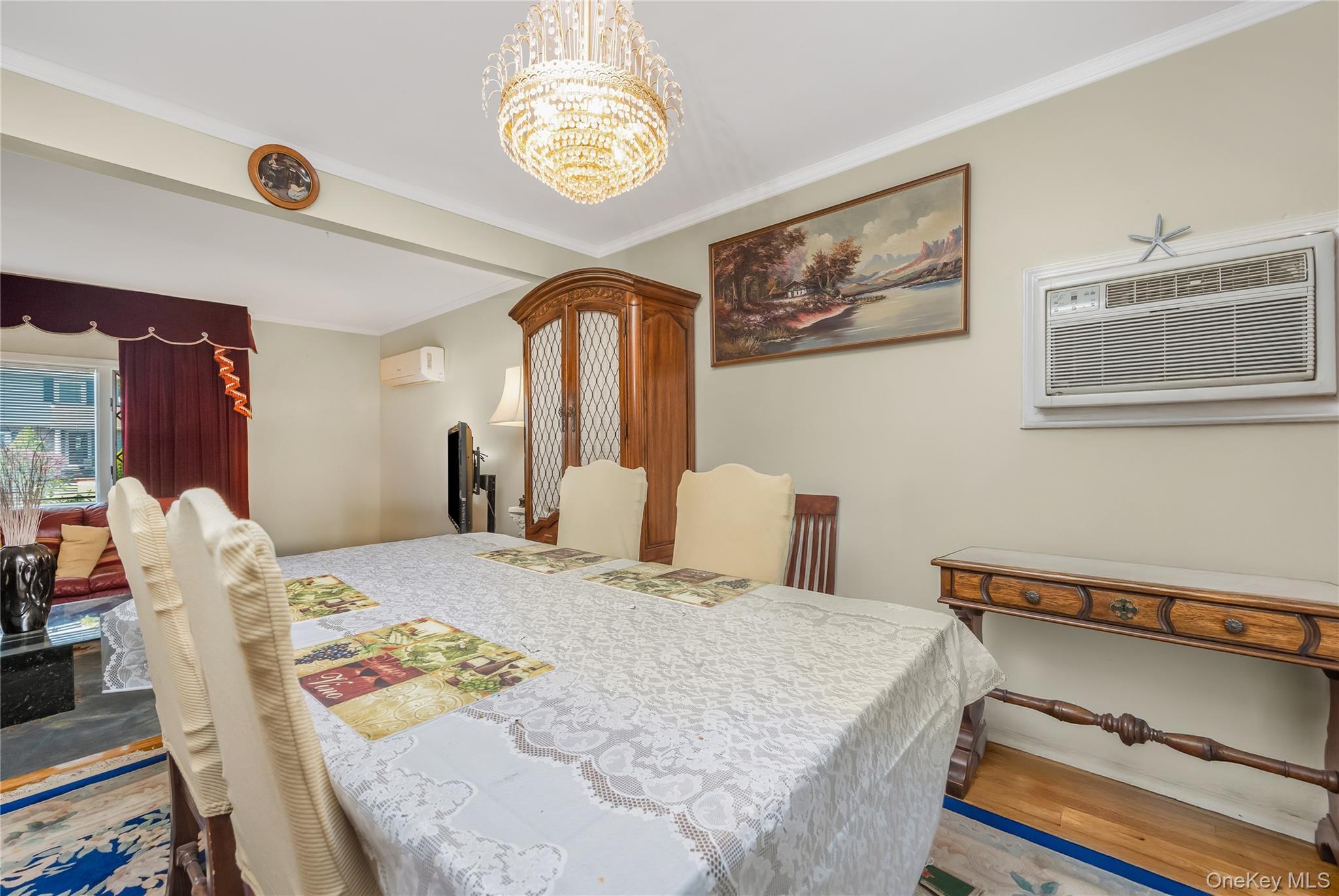 Single Family Leanore  Suffolk County, NY 11735, MLS-995273-8
