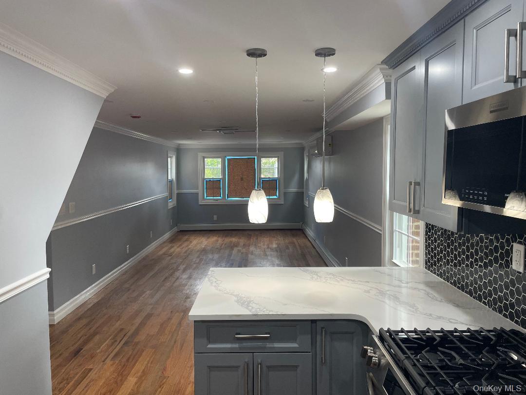 Single Family Clarence Bronx, NY 10465, MLS-995287-18
