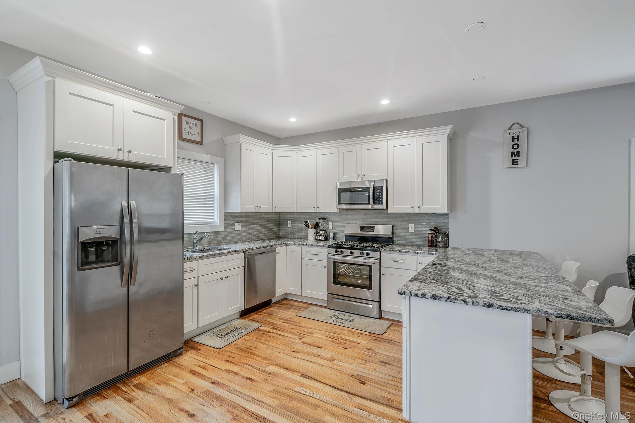 Single Family Hallock  Suffolk County, NY 11901, MLS-995294-12