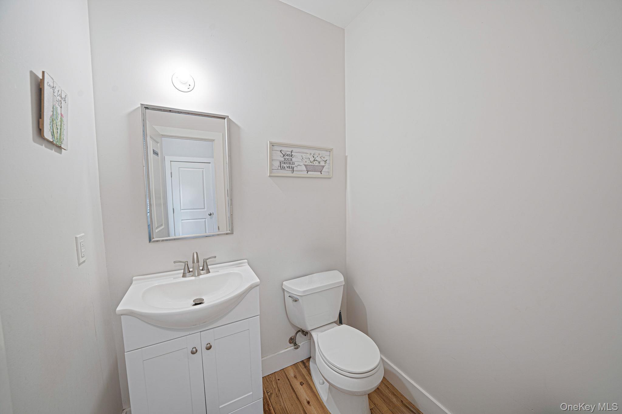 Single Family Hallock  Suffolk County, NY 11901, MLS-995294-15