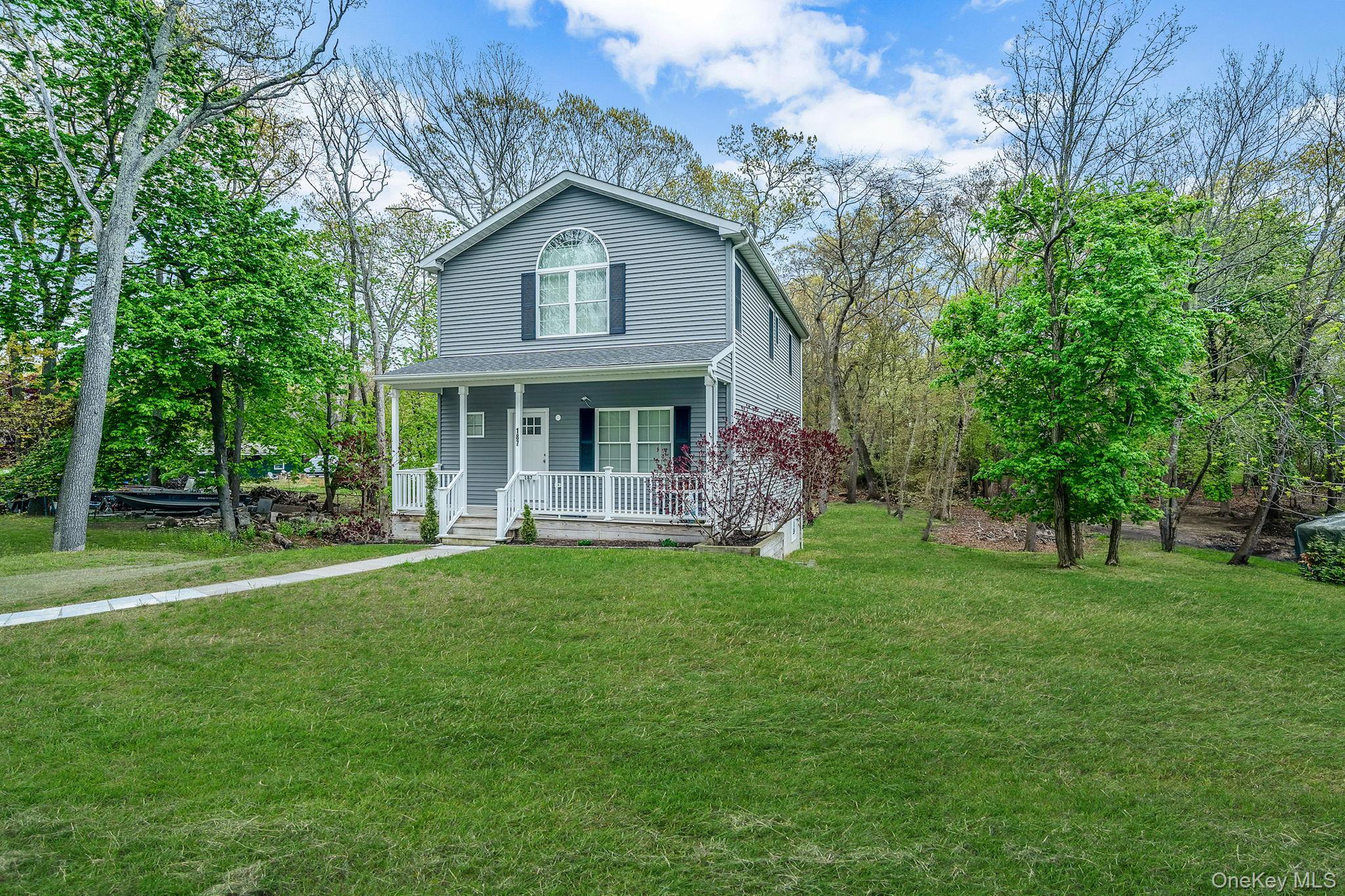 Single Family Hallock  Suffolk County, NY 11901, MLS-995294-3